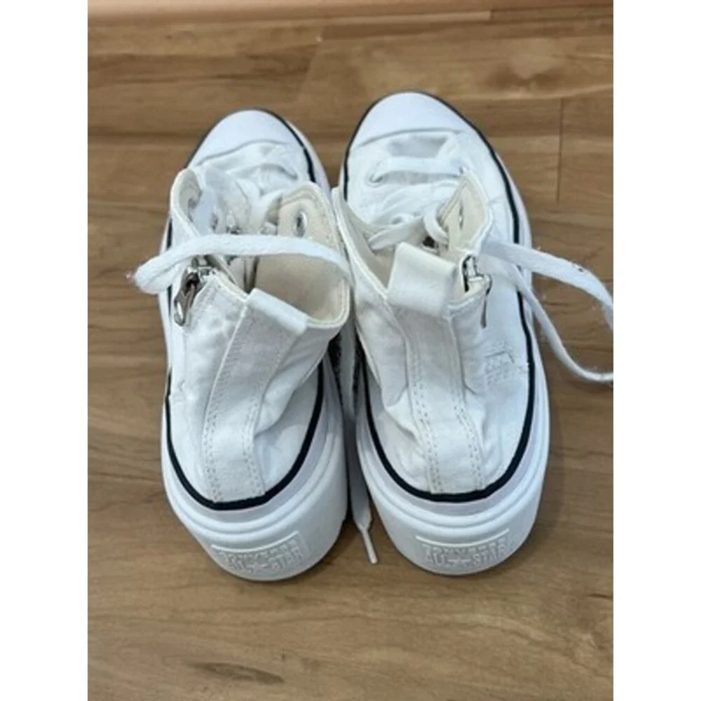 Converse Kids' Chuck Taylor All Star Lugged Lift Shoes - White/Black Sz 6.5